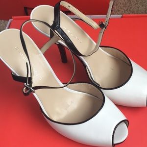 Bandilino Heels